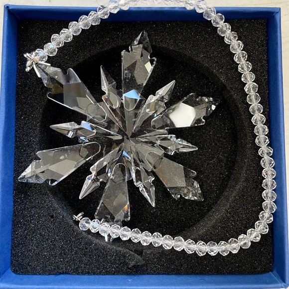 Crystal Snowflake Sun Catcher Christmas Tree Decor Czech Bohemia Crystal Gift - Picture 4 of 7